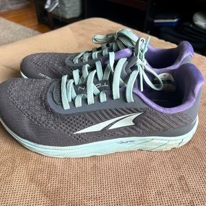Altra Torin Plush 4.5 Road Running Shoes womens  US 7.5 Grey